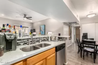 Photo #4: 6249488 Listing 