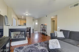 Photo #4: 6249541 Listing