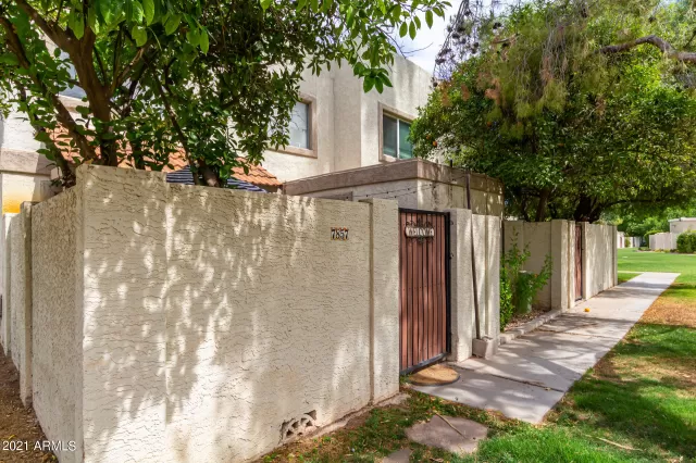 MLS: 6249636 Condo For Sale