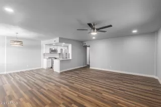 Photo #3: 6249695 Listing