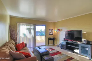 Photo #2: 6249857 Listing