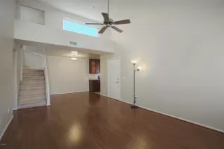 Photo #3: 6249892 Listing