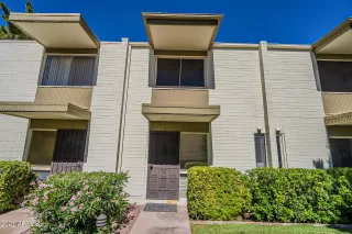 Photo #2: 6249974 Listing