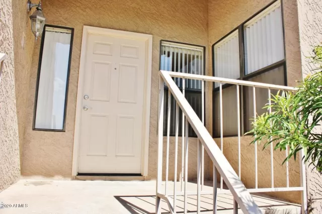 MLS: 6250053 Condo For Sale