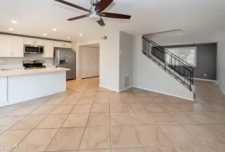 Photo #5: 6250255 Listing 