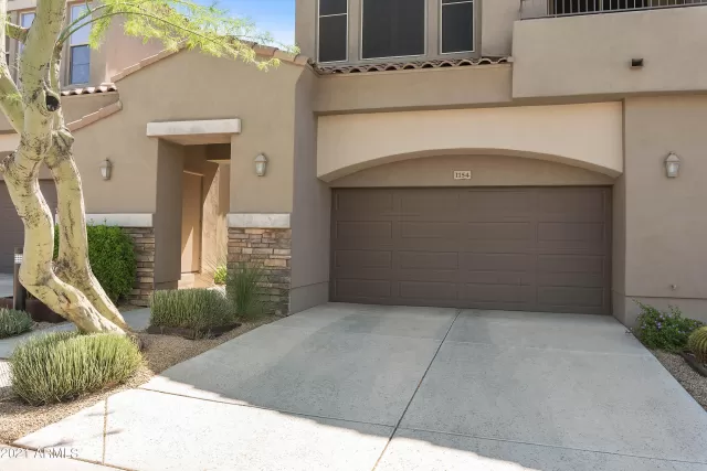 MLS: 6250339 Condo For Sale