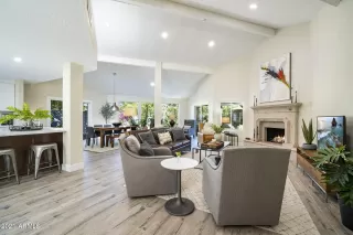 Photo #6: 6250392 Listing