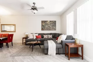 Photo #2: 6250524 Listing