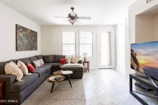 Photo #5: 6250524 Listing