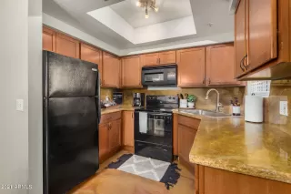 Photo #5: 6250658 Listing