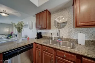 Photo #6: 6250764 Listing 