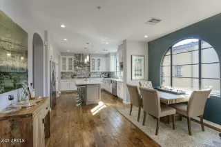 Photo #5: 6251159 Listing 