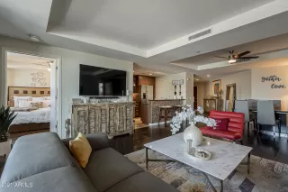 Photo #6: 6251181 Listing 