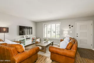 Photo #3: 6251197 Listing