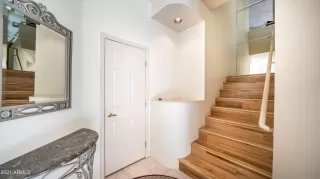 Photo #2: 6251213 Listing 