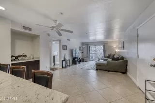 Photo #5: 6251803 Listing 