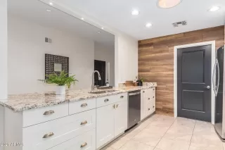 Photo #5: 6251822 Listing 