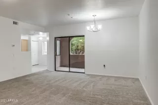 Photo #2: 6251912 Listing 