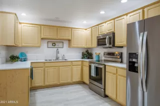 Photo #3: 6251912 Listing 