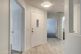 Photo #6: 6251912 Listing 