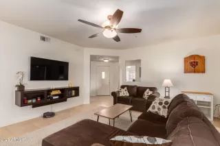 Photo #5: 6252124 Listing 