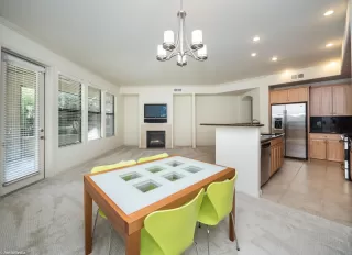 Photo #6: 6252275 Listing