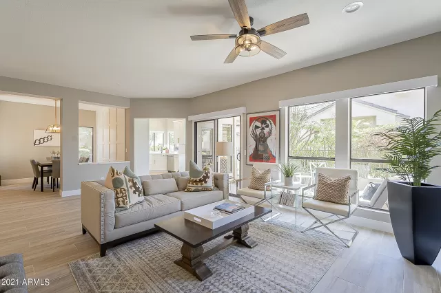 MLS: 6252404 Condo For Sale