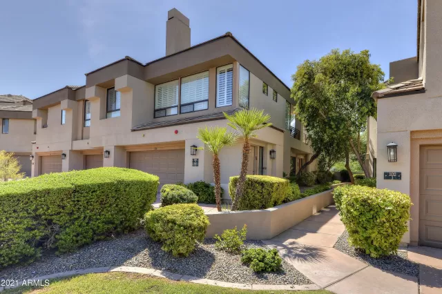 MLS: 6252429 Condo For Sale