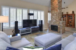 Photo #1: 6252429 Listing