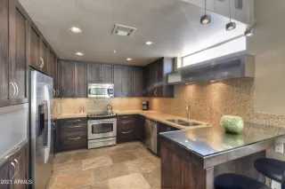 Photo #2: 6252429 Listing