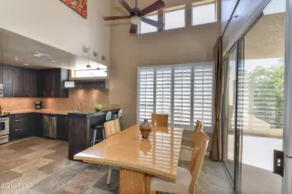 Photo #3: 6252429 Listing