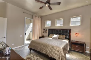 Photo #4: 6252429 Listing