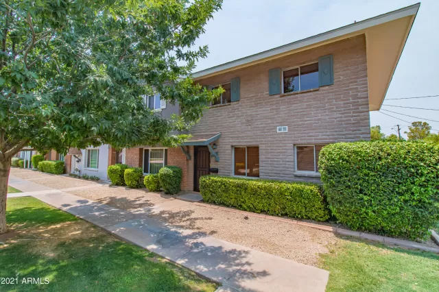 MLS: 6252453 Condo For Sale