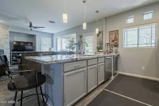 Photo #5: 6252479 Listing 