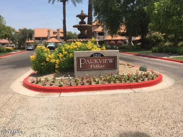 MLS: 6252493 Condo For Sale