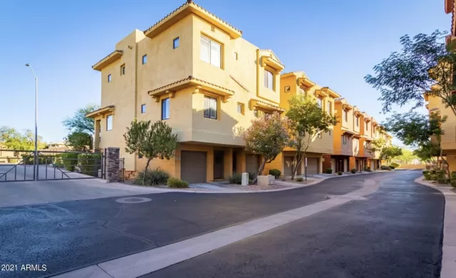 MLS: 6252543 Condo For Sale