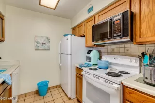 Photo #6: 6252575 Listing