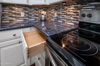 Photo #5: 6252594 Listing