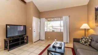 Photo #4: 6252778 Listing