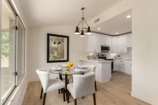 Photo #6: 6253213 Listing 