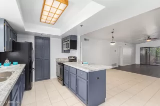 Photo #6: 6253225 Listing