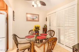 Photo #5: 6253318 Listing