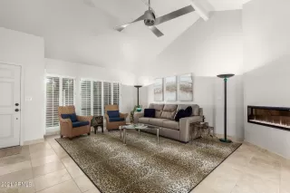 Photo #2: 6253353 Listing 