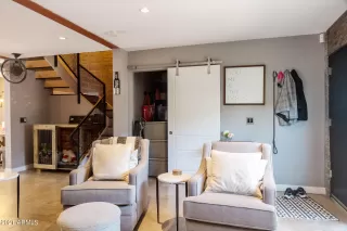 Photo #5: 6253615 Listing