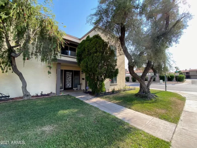 MLS: 6253652 Condo For Sale