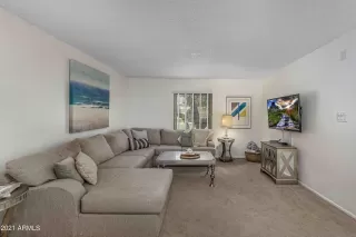 Photo #5: 6253652 Listing 