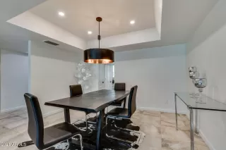 Photo #6: 6253808 Listing