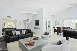 Photo #3: 6254102 Listing