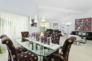 Photo #5: 6254102 Listing