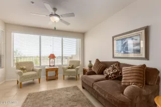 Photo #5: 6254215 Listing